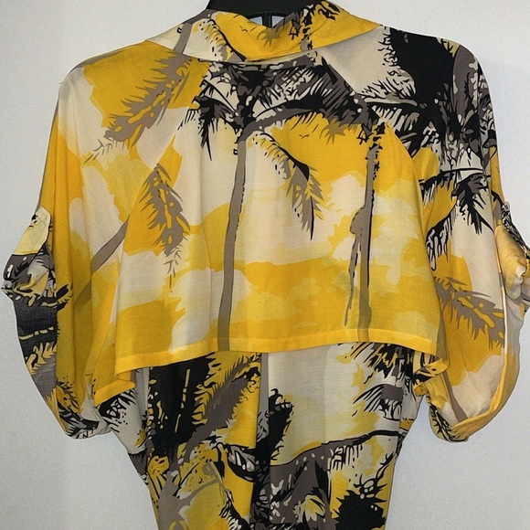 Made for Fashion Week Impulse shirt dress with belt tie.  Size XL. Yellow/Black - Picture 7 of 9